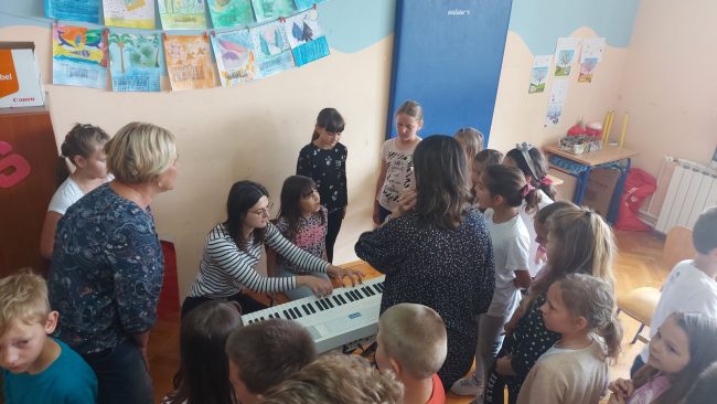 IMG-36bd4c61c3b8d63d1306ba09de4fcccb-V