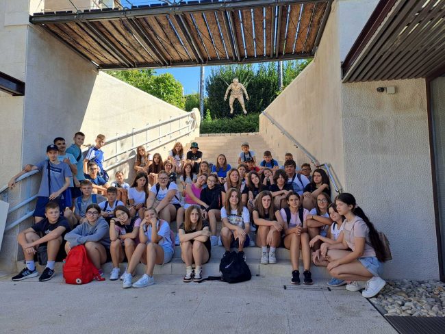 IMG-3dde654c78ffcd4f8bfdc5d02d7c0624-V